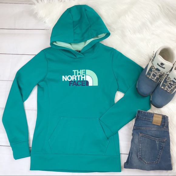 The North Face Tops - North Face Women’s Small Pullover Hoodie NWOT TNF